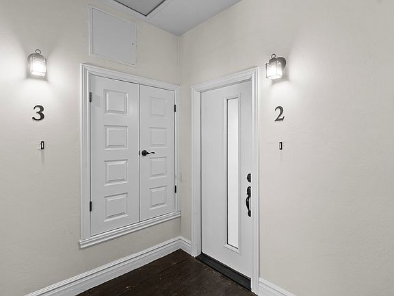 2nd image of 1906 E Yandell Dr APT 2