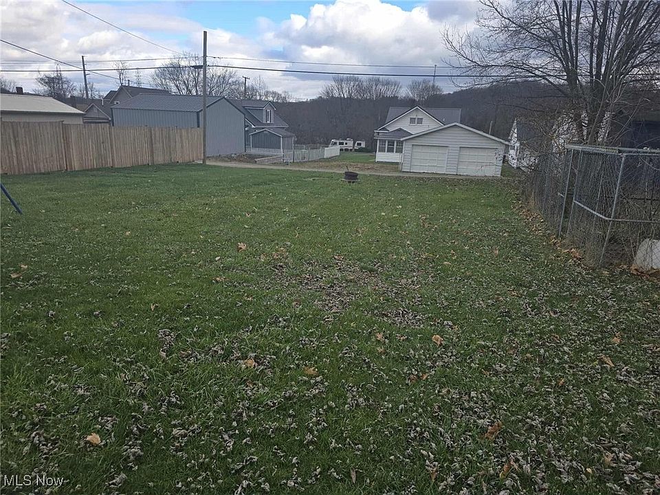 2nd image of 134 Main St