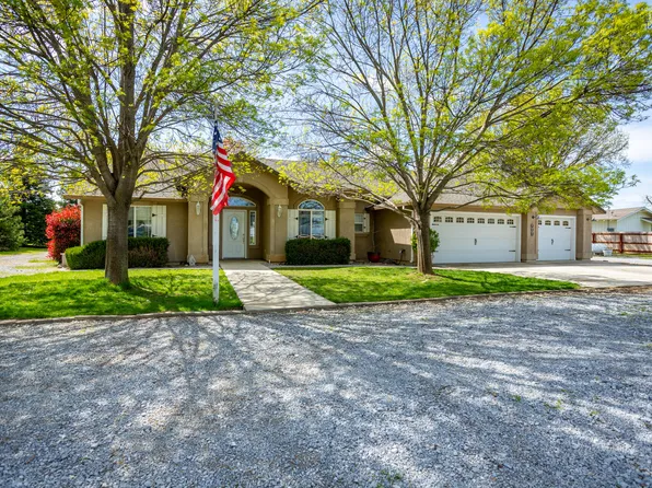 19395 Plateau Dr, Cottonwood, CA 96022