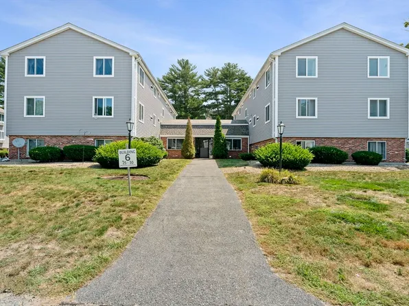 6 Royal Dane Dr APT 27, Marshfield, MA 02050