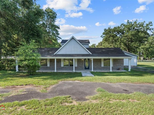 10553 White Oak Dr, Keithville, LA 71047