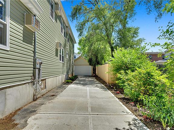 3rd image of 118-41 191st St