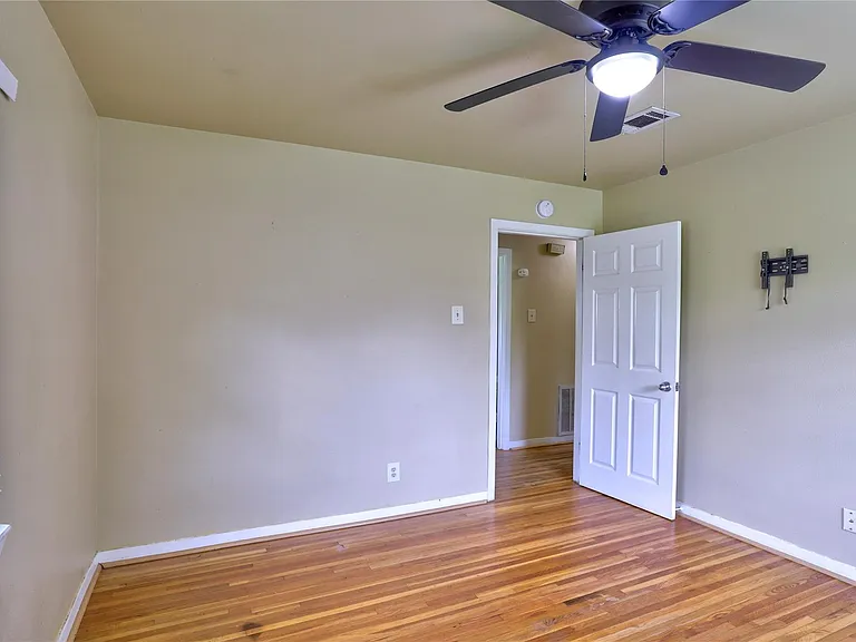 9207 Colleen Rd — Photo 19