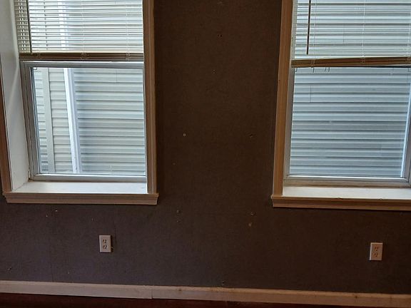 5th image of 1718 S 4th St Floor 1