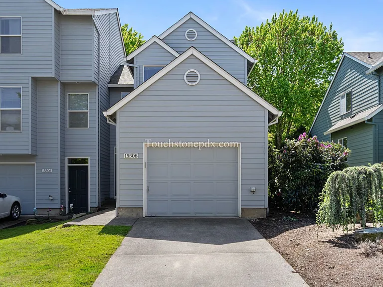 15508 SW Peridot Way — Photo 1