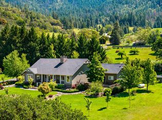 931 Hogan Rd, Applegate, OR 97530
