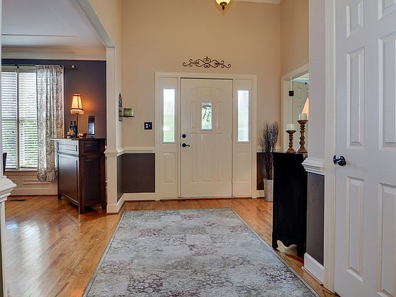 3rd image of 4480 Woodberry Ct