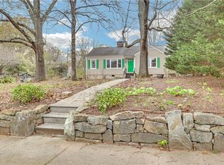 460 Hyde Dr NE, Marietta, GA 30060