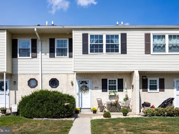 350 Carlyn Ct, Downingtown, PA 19335