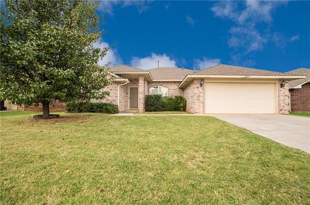 1st image of 17313 Bronze Ln