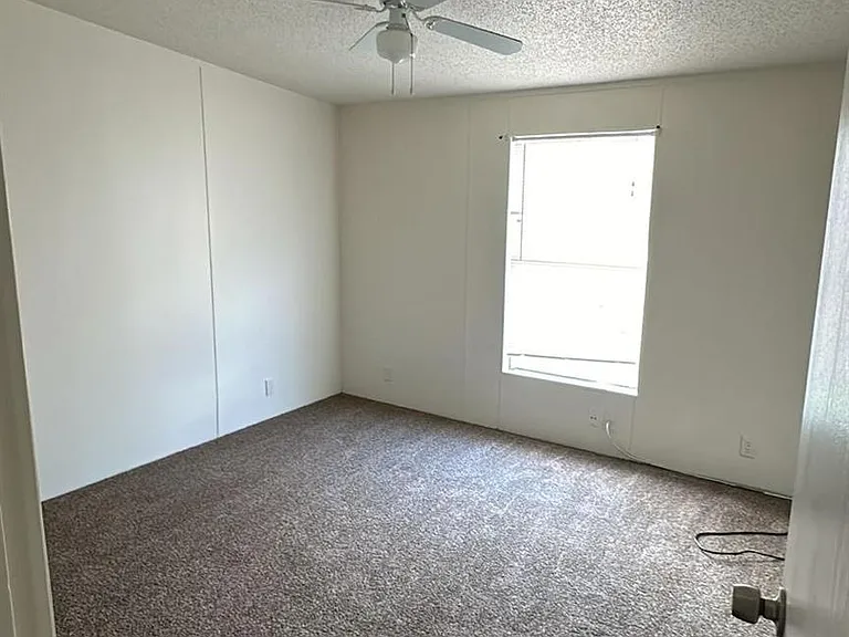 15710 Cypress Garden Dr — Photo 26