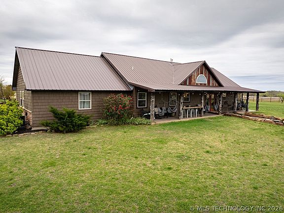 3rd image of 15337 Lewis Ln