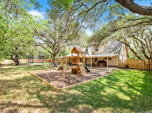 6722 Lazyridge Dr, San Antonio, TX 78229