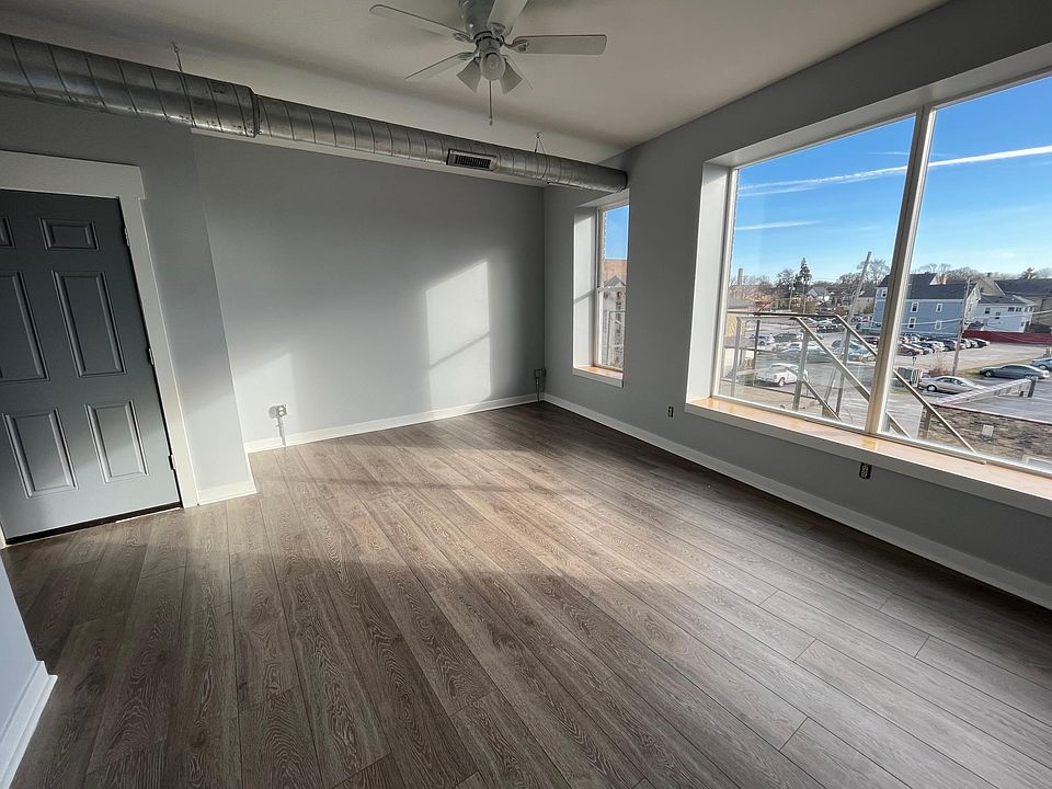 520 7th St, Racine, WI 53403 Zillow