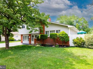 528 Beverly Dr, Magnolia, NJ 08049