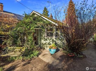 548 NE 102nd Street, Seattle, WA 98125