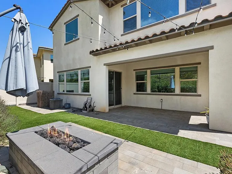 702 Westbrook Loop — Photo 34