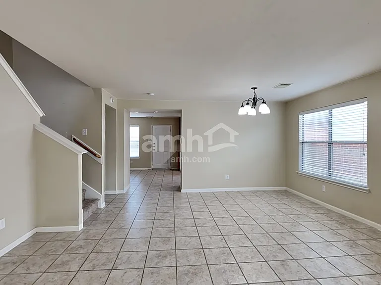 29435 Legends Glen Dr — Photo 4