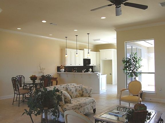 5th image of 5242 Courtyard Dr