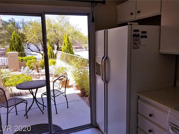 5th image of 2624 Highvale Dr