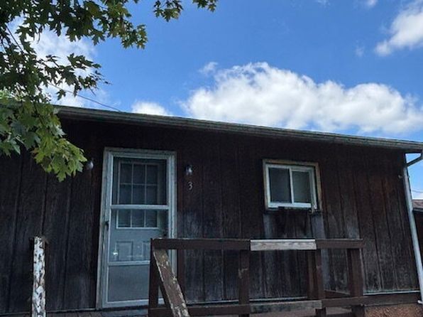 176 Maple Ave APT 3