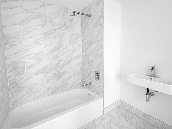 5th image of 170 Marcy Ave #5B