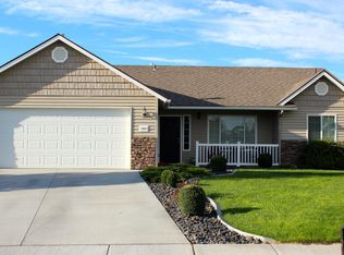 7807 Salmon Dr, Pasco, WA 99301