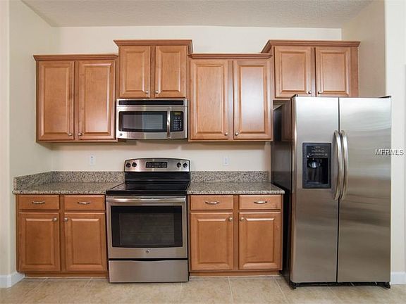 5th image of 4020 Serena Ln
