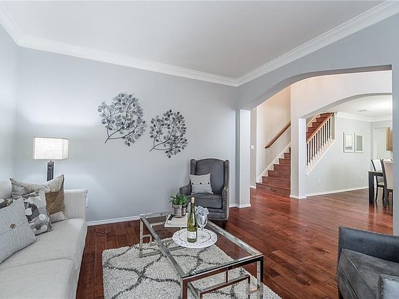 4th image of 11403 Creekwood Dr