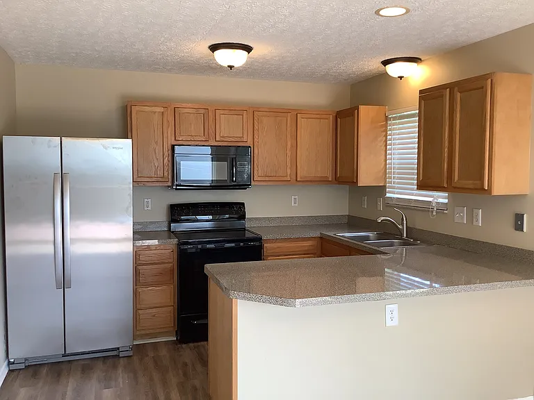492 Candleglow Rd — Photo 3