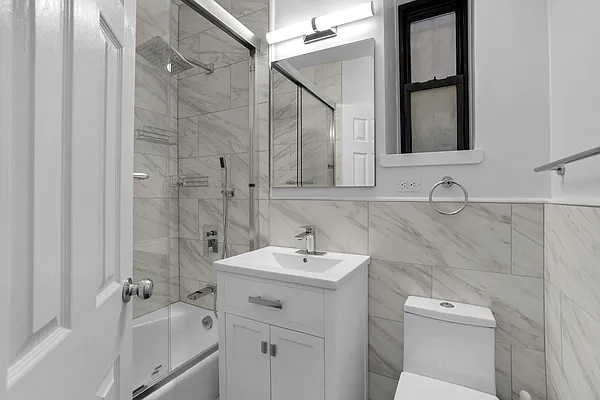 Rented by Tosh Marks Property Group | media 18