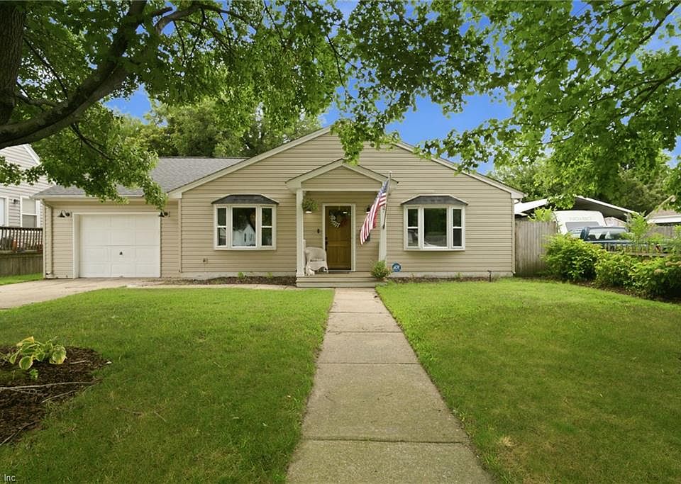 1st image of 757 Mayfield Ave
