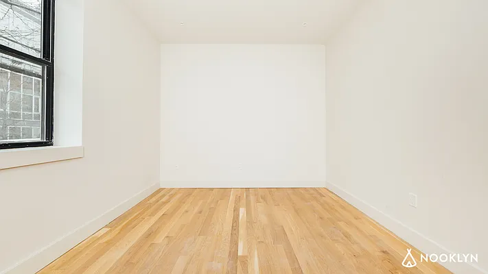 Rented by Nooklyn NYC LLC | media 18