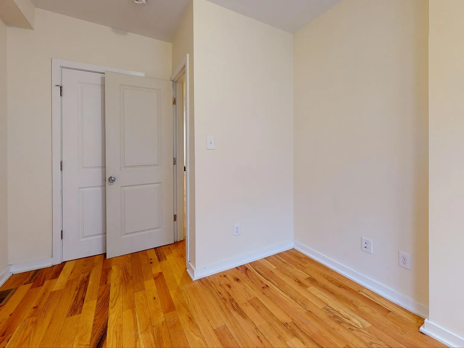 1526 N Carlisle St Unit 2 — Photo 2