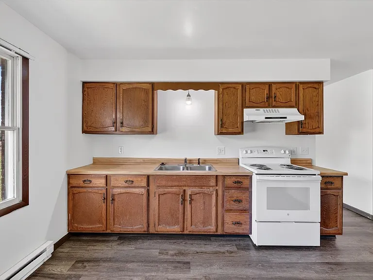 Sun Meadows Apartments — Photo 15