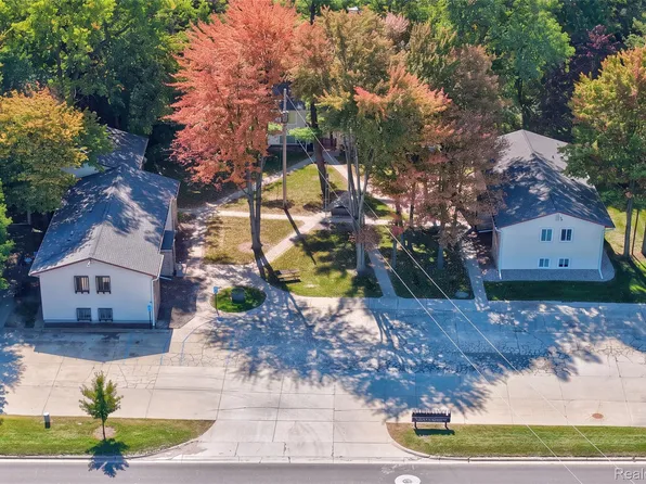 3377 W Vienna Rd, Clio, MI 48420