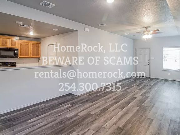 3rd image of 712 Kimble Dr Unit A