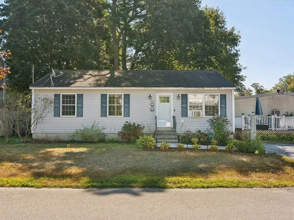 32 Robinson Street, South Portland, ME 04106