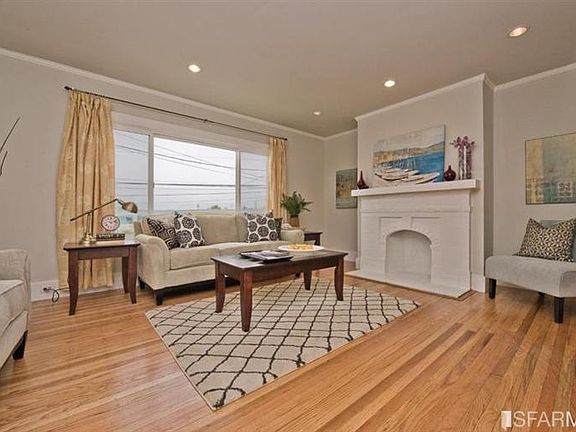 2nd image of 2562 24th Ave