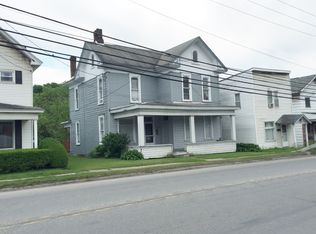 1033 W Mahoning St, Punxsutawney, PA 15767