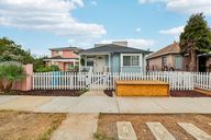 photo property thumbnail
