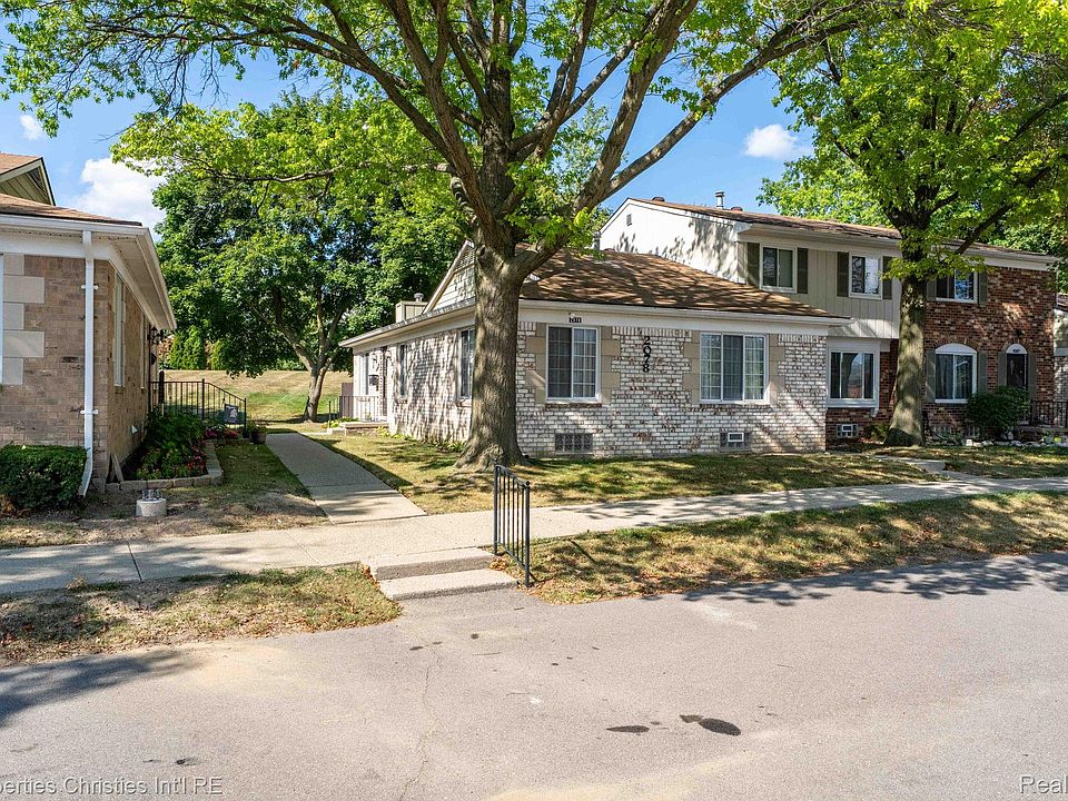 1st image of 2078 Parmenter Blvd