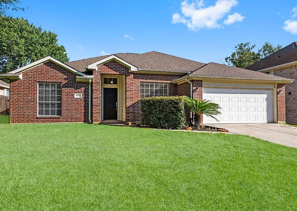 1st image of 3817 Evergreen Way