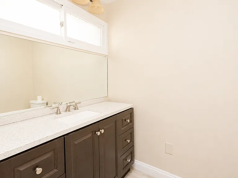 1290 Brightwood St — Photo 12