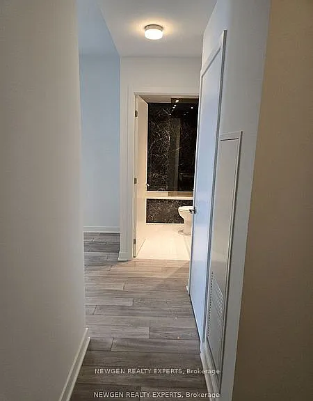 11 Yorkville Ave #4807 — Photo 24