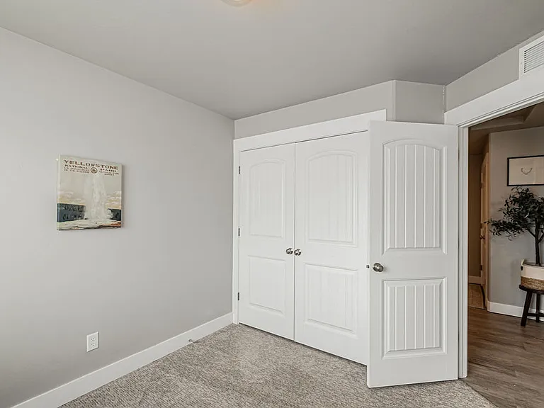165 Anderson Rd #4 — Photo 44