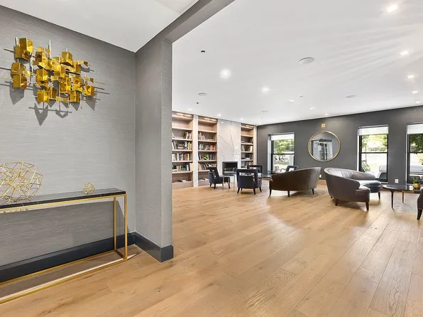 92 Morningside Avenue image 19 of 22