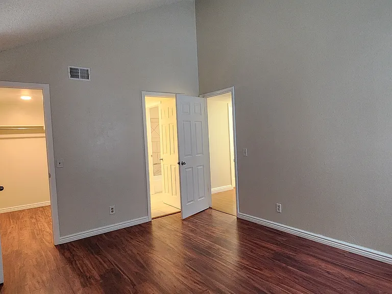 14140 E Temple Dr — Photo 23