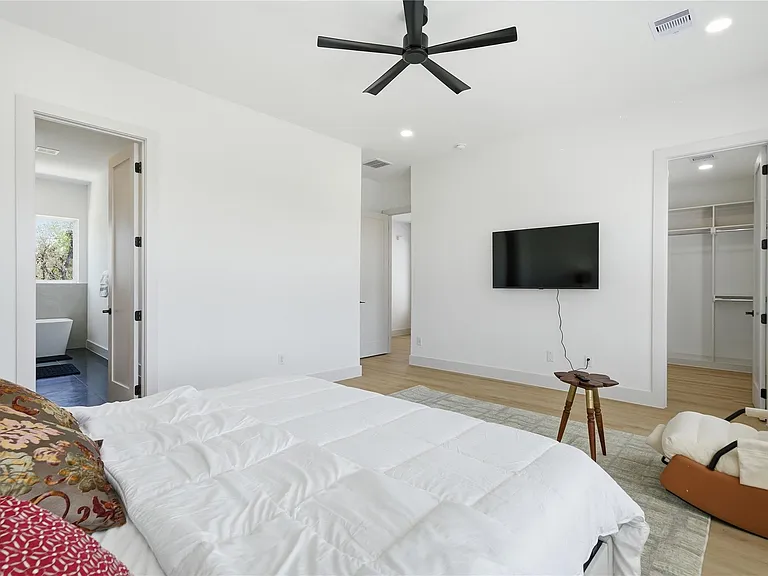 5505 Hershe St — Photo 37