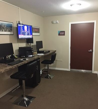 3rd image of 405 N Hubert Ave APT 307